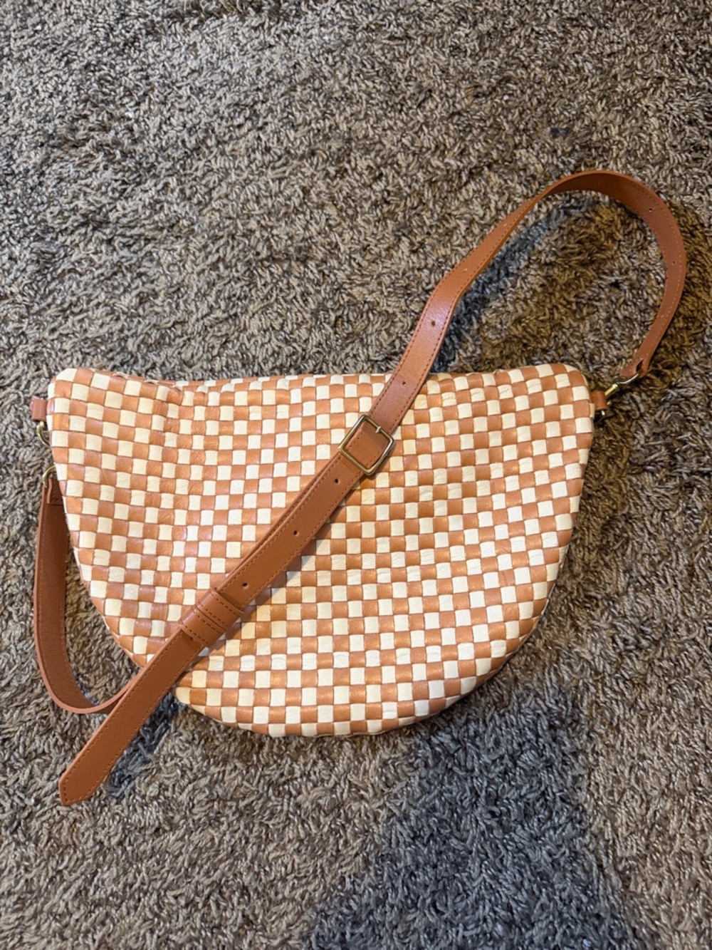 Clare V Grande Fanny Burnt Orange & Cream Crossbody Bag with Adjustable Strap - Picture 7 of 12